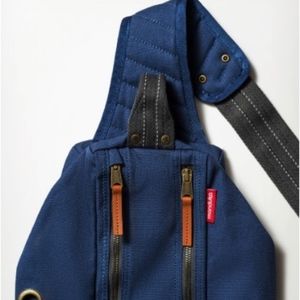 Manduka local 2.0 mat carrier - odyssey